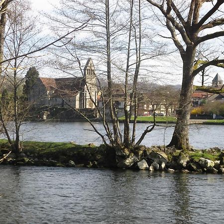 Le Petit Chat Beaulieu-sur-Dordogne Bagian luar foto